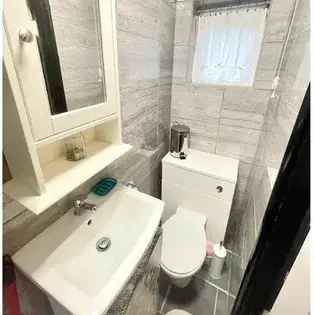 3 Bedroom Semi-Detached House Manchester