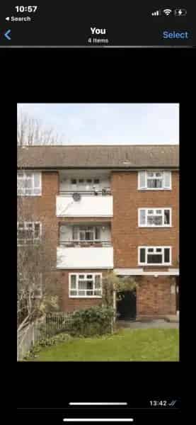 Two Bedroom Flat Near Tooting Bec Common and Tube