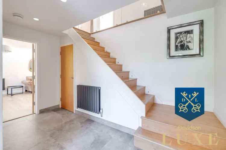 5 Bedroom Detached House for Sale Calthorpe Estate