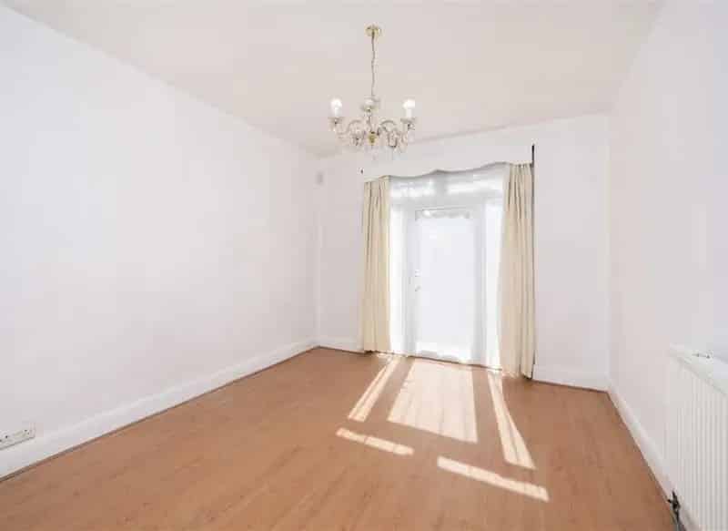 Industrial property For Sale , Dollis Hill Lane, London, England