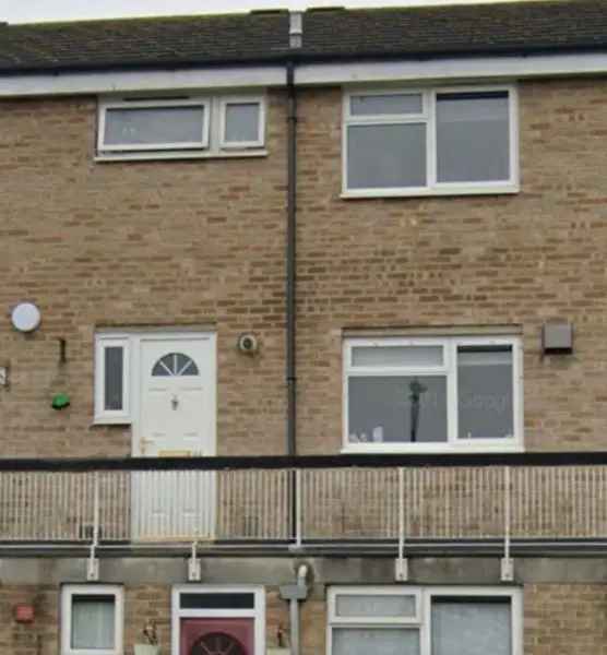 Flat For Rent in Epsom and Ewell, England