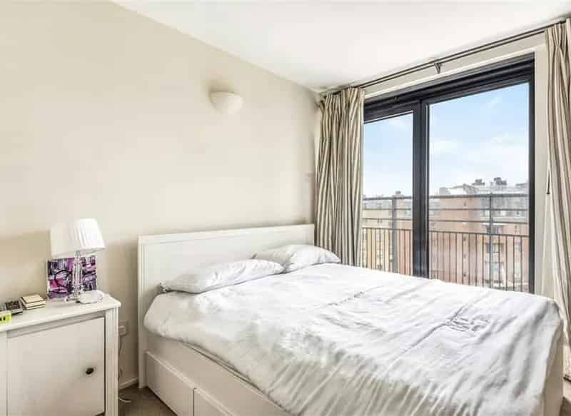 Two-Bedroom Apartment near Gloucester Road Station