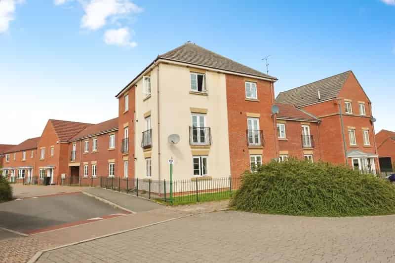 2 bedroom Flat
 For Sale