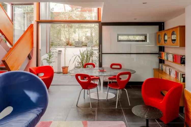 3-Bedroom House in Islington Designed by Leonie Milliner and Philip Johnson