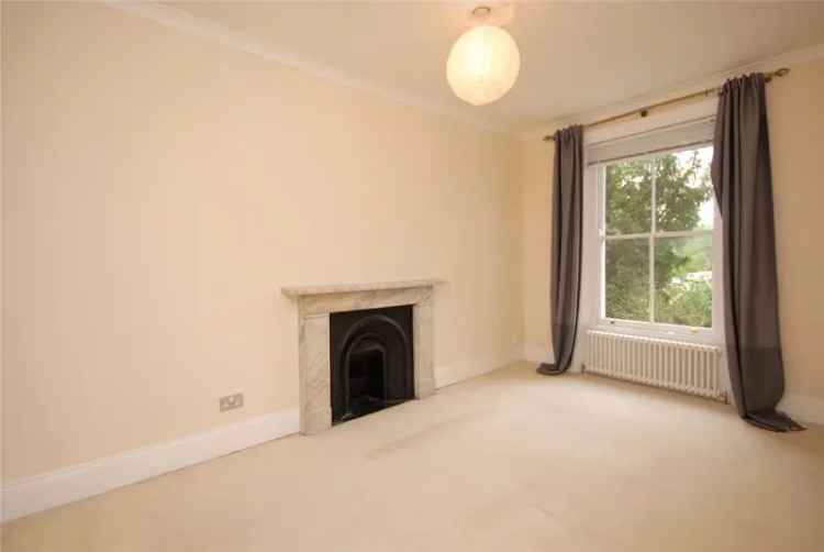 3 bedroom flat/apartment in London