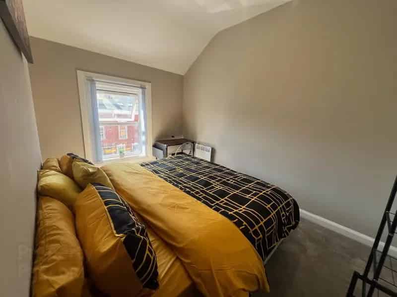Super King Bedroom Belfast University Quarter All Bills Included