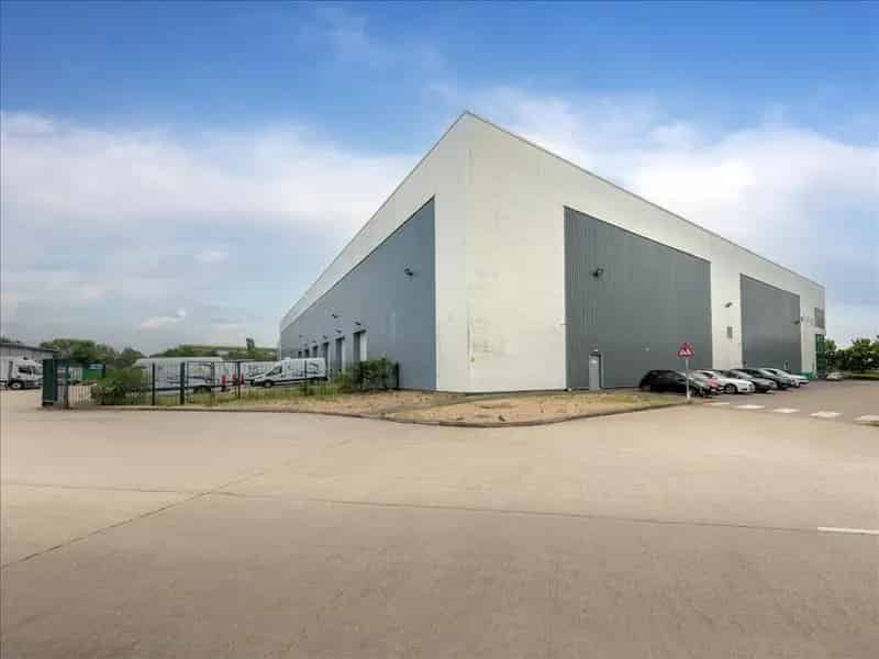 Industrial property For Rent , Premier Park Road, London, England