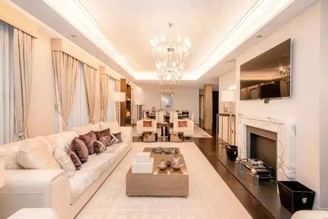 Flat for sale in Portman Square, London W1H