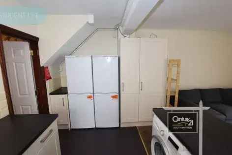 6 Bedroom House Southampton - Student Property - Fully Furnished