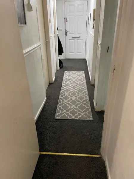 Flat For Rent in Birmingham, England