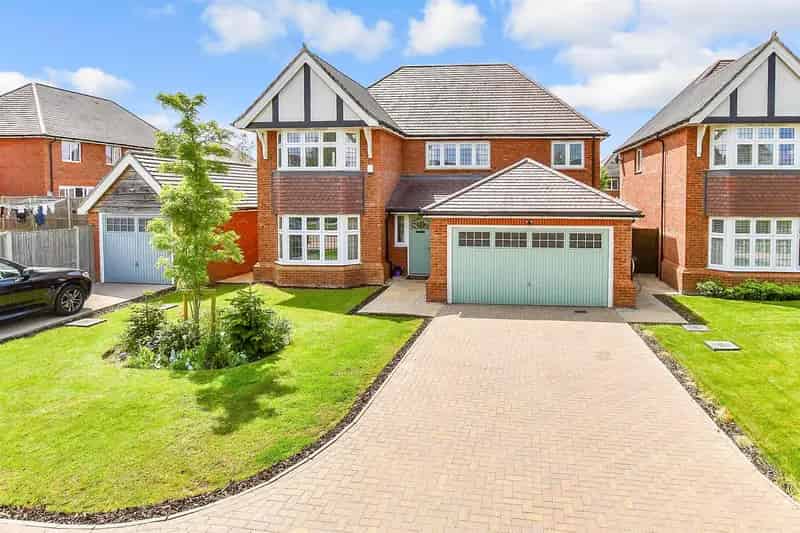 4 Bedroom Detached House for Sale in Marden