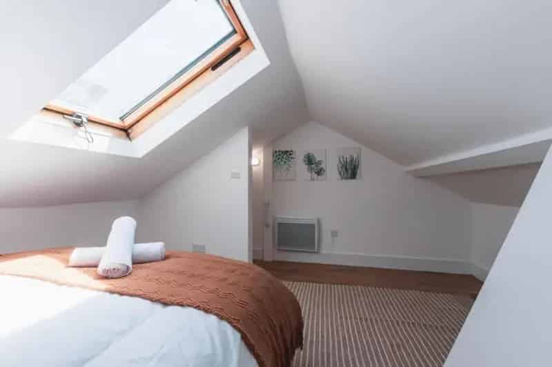 1 Bed Flat for Sale - Town Centre Apartment