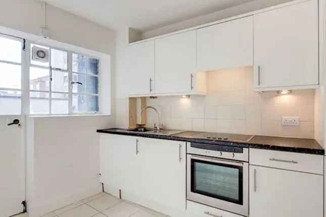 Flat to rent in Pelham Court, Kensington SW3