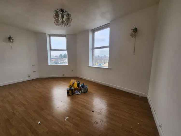 2 Bedroom Flat to Rent Bradford Estates