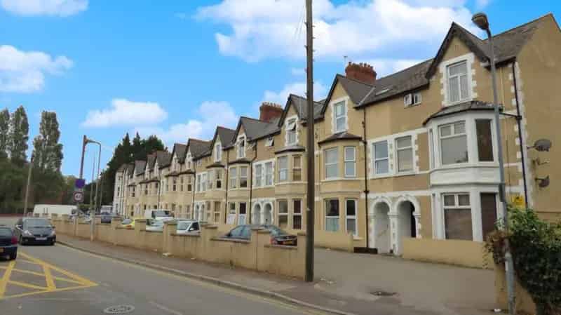 2 Bedroom Flat to Rent - Housing Benefit Accepted