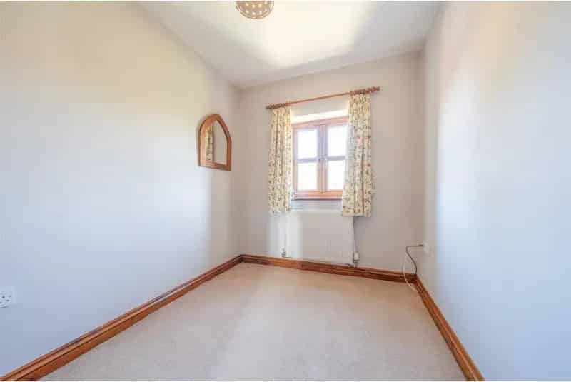 2 Bed End Terrace House for Sale in Brimfield