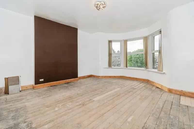 7 Bedroom Terraced House for Sale in Bradford - Chain Free