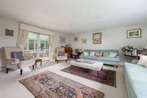 Three Double Bedroom House in Sutton Veny