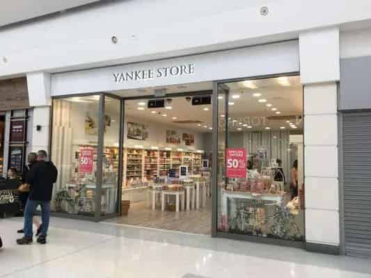 Prime Retail Unit to Let in Stirling