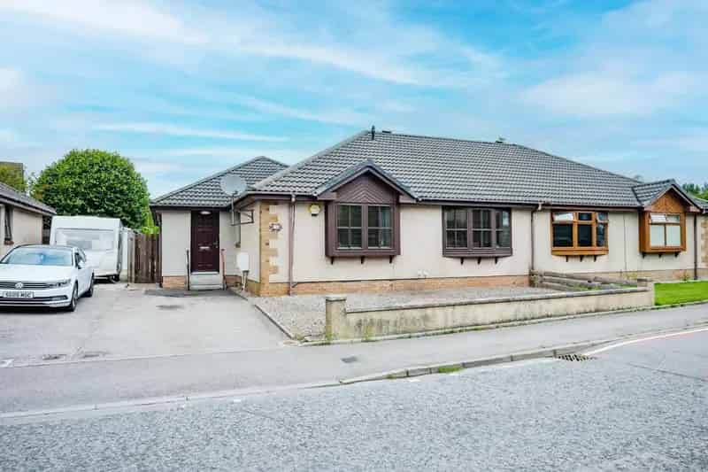 Extended Semi-Detached Bungalow in Portlethen