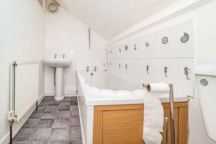 2 Bedroom Maisonette to Rent in Bridlington