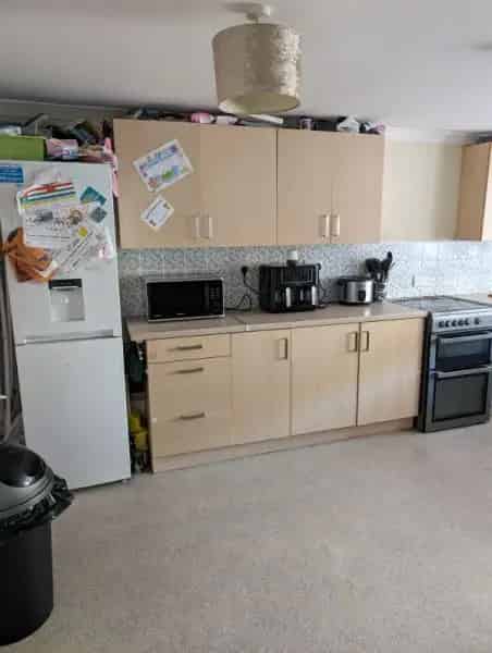 Large 3 Bed House Essex Garage Driveway Balcony