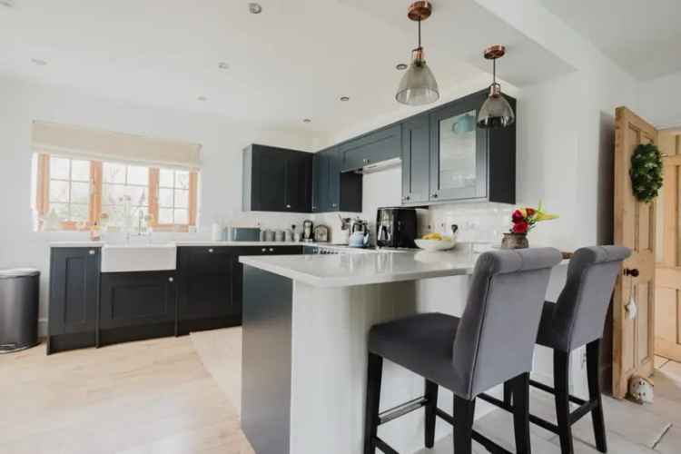 4 Bedroom Detached House For Sale Warminster