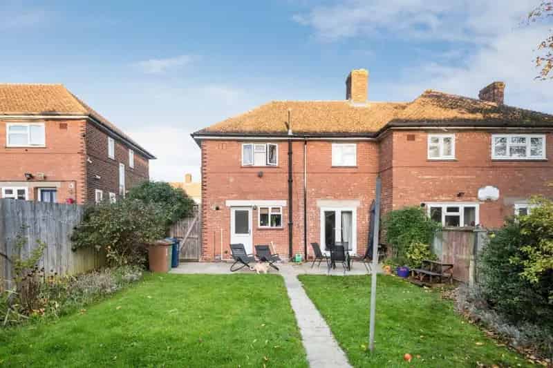 2 Bedroom House Near Oxford Science Park Zero Deposit Available
