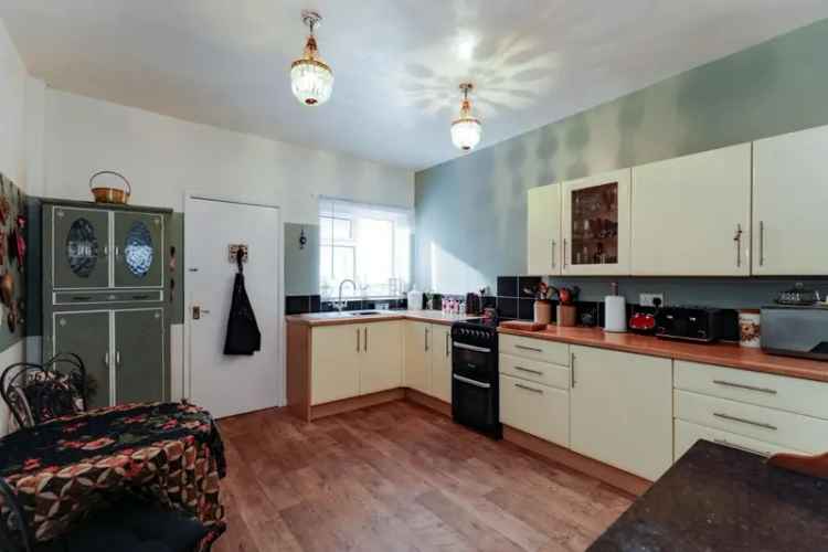 2 Bedroom House For Sale in Harrogate