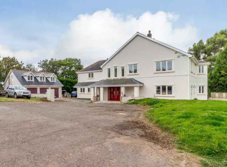 5 Bedroom Detached House with 6 Acres of Land for Sale