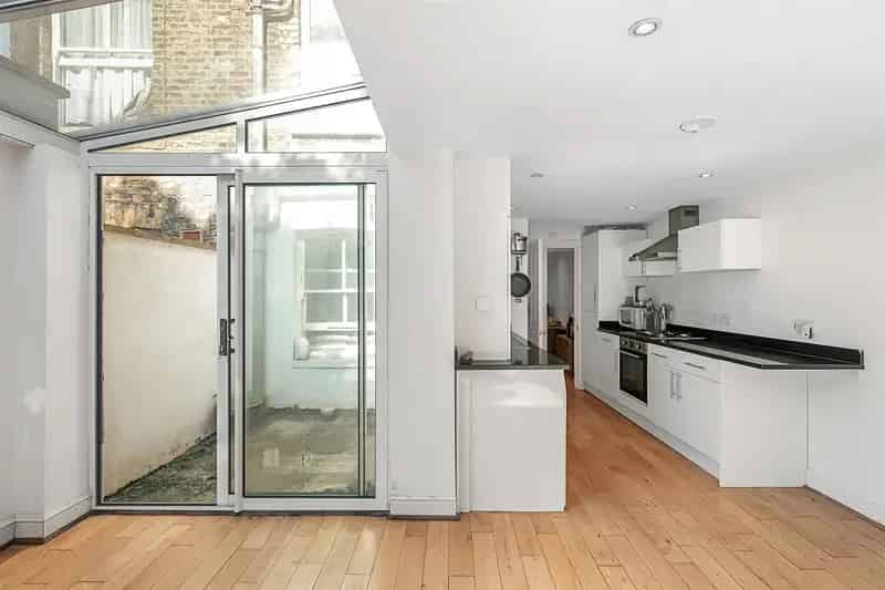 2 Bedroom Flat to Rent in Brixton