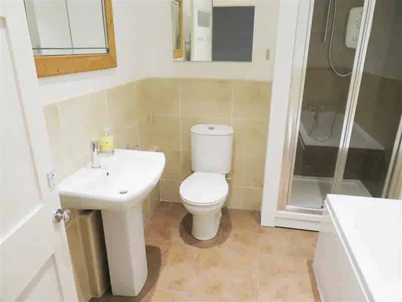 Two Bed Flat Hastings Town Centre Near Seafront