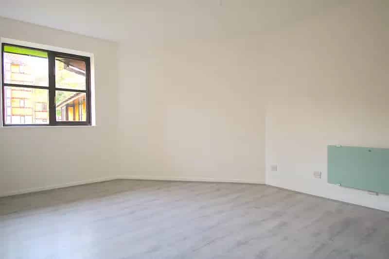1 Bedroom Flat Tottenham - Newly Renovated Ground Floor Apartment