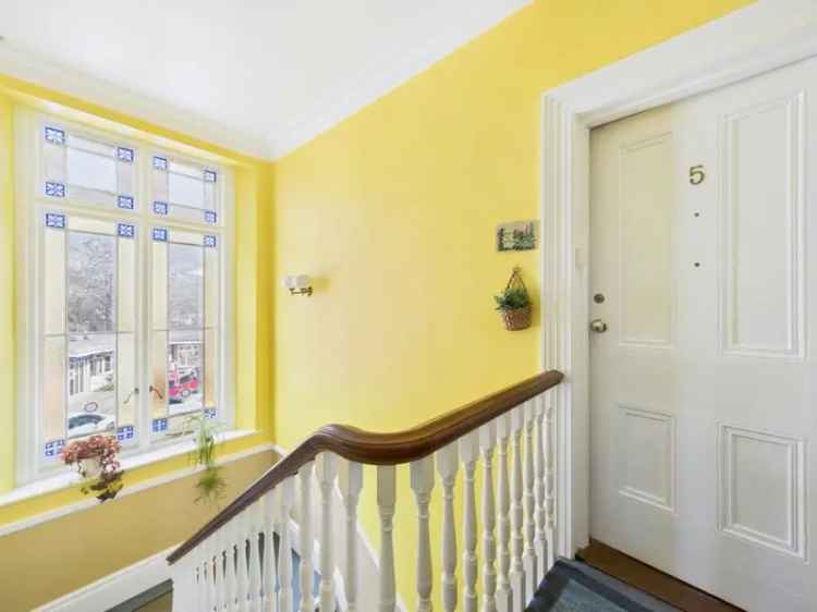 1 Bedroom Flat for Sale in Central Plymouth
