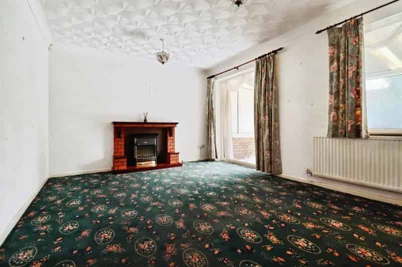 2 bedroom semi-detached bungalow