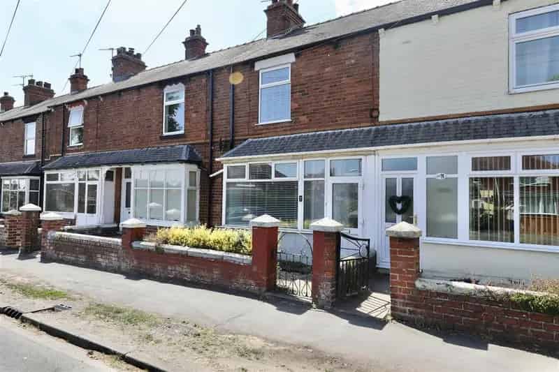 3 Bedroom House For Sale Near Anlaby Retail Park