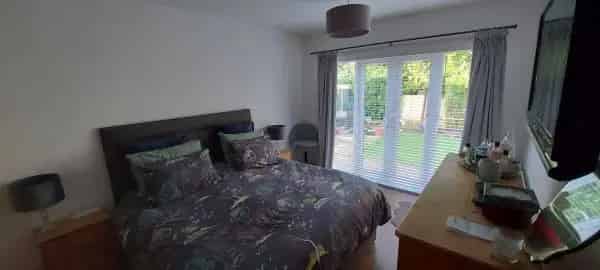 Large 2-Bed Detached Bungalow for 55+ or Disabled