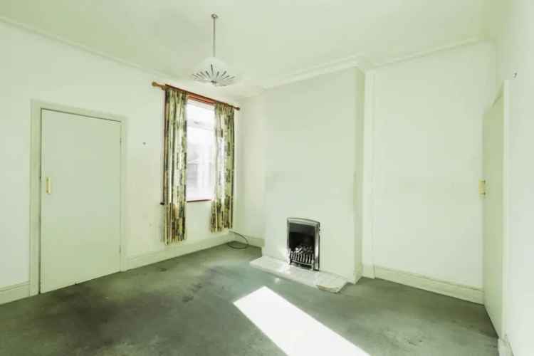 3 Bedroom House For Sale Near Sheffield Train Station