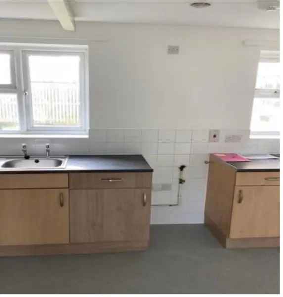 2 Double Bedroom Apartment Pets Allowed