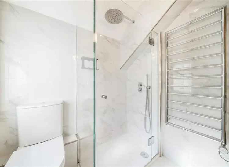 Spacious Studio Flat in Knightsbridge Near Harrods