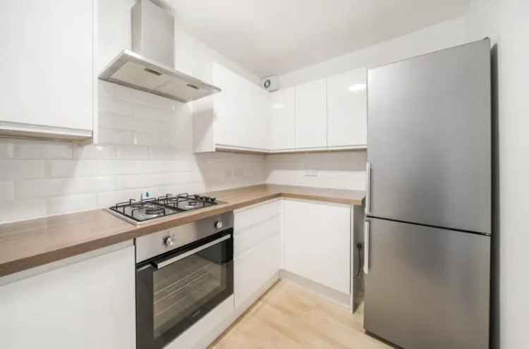 2 Bedroom Flat for Sale Croft Court Horsforth