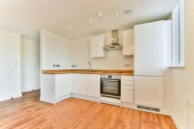 2 Bedroom Flat to Rent Sale Cheshire M33