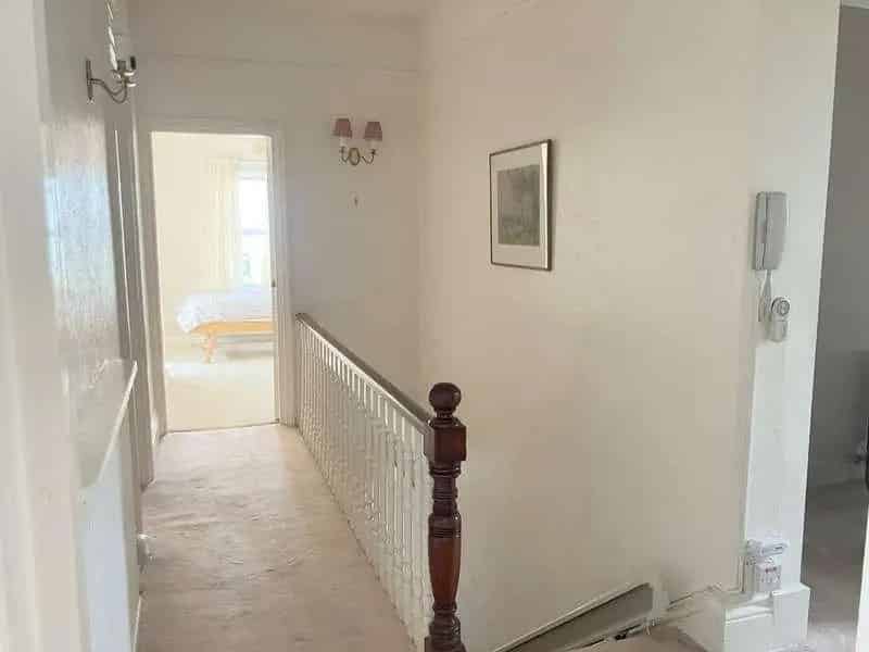 3 Bed Flat for Sale Exeter Area