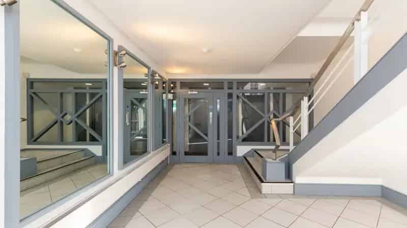 Modern Three-Storey Office Building with 16 Parking Spaces