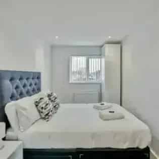 1 room flat of 197 m² in Manchester