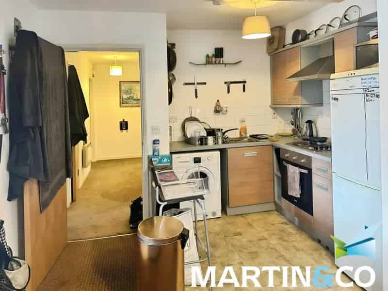 2 Bed 1st Floor Apartment For Sale - Investor Opportunity