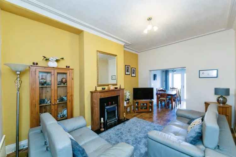 Spacious Family Home Near Barnsley Town Centre