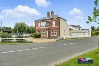 3 Bed Detached Home in Aghalee - Character & Modern Living
