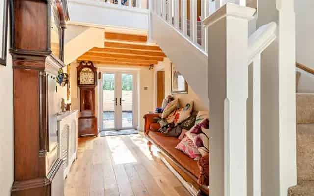Country Home with Equestrian Facilities