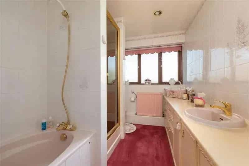 4 Bed House For Sale in Blarney Court